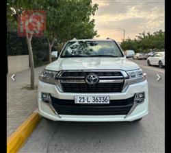 تويوتا لاندكروزر